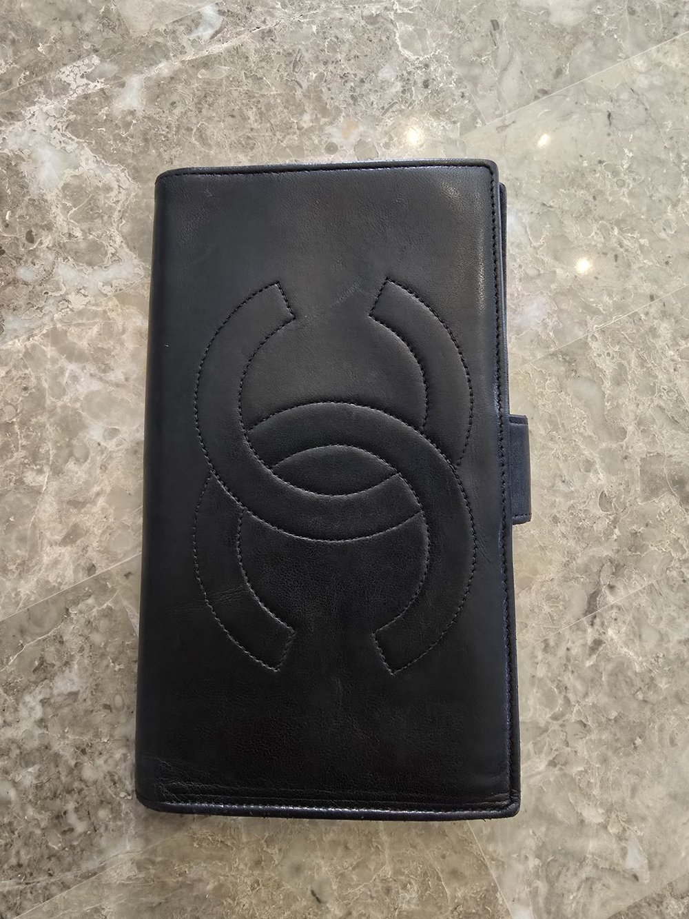 Vintage Chanel Caviar Leather Wallet